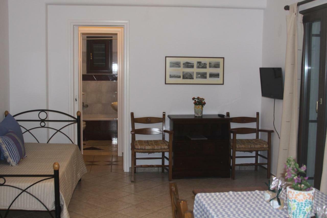 Apartments Márpissa Dış mekan fotoğraf